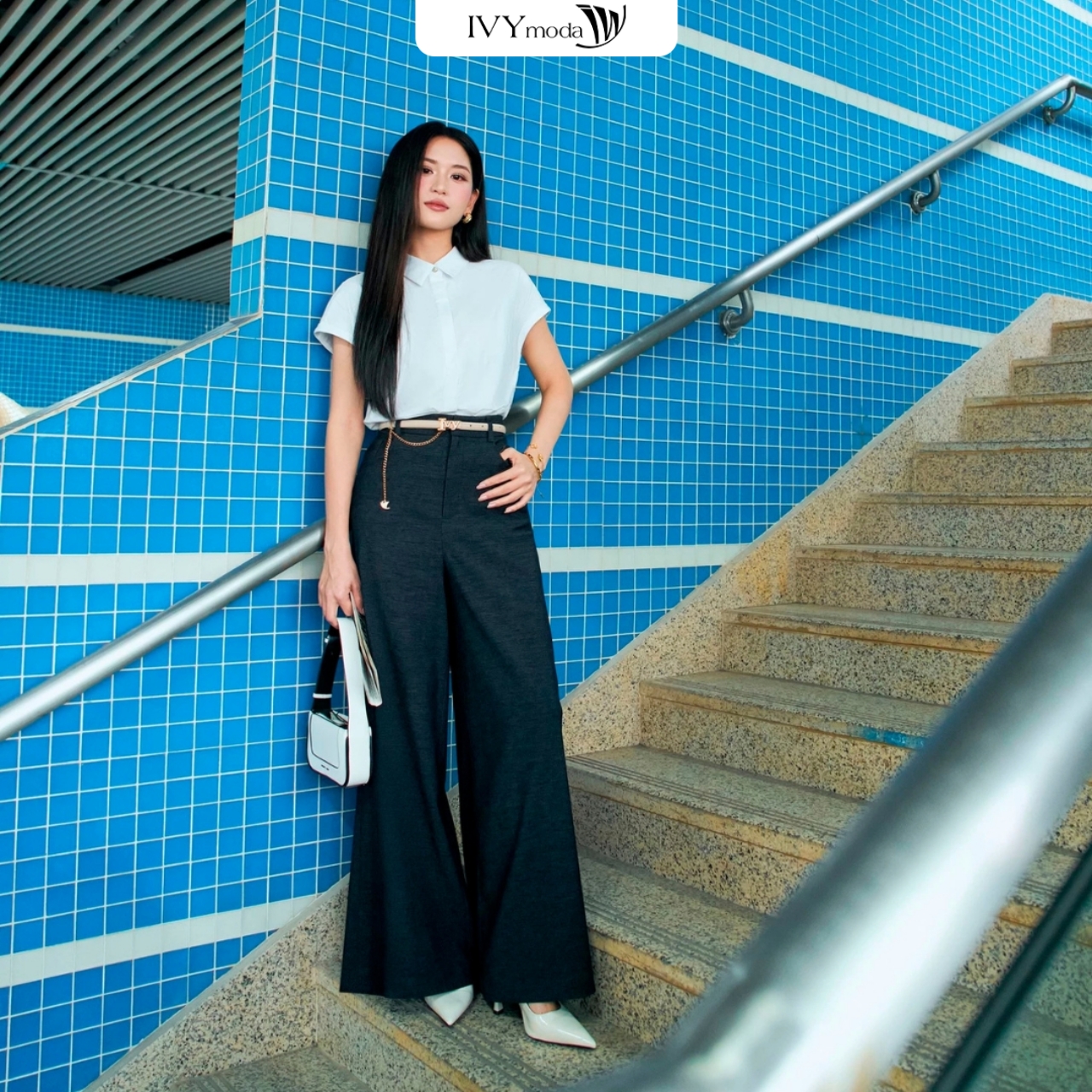 Mô tả Flared Denim Trousers - Quần Jeans cạp cao, Quần công sở dạo phố nữ IVY moda MS 22B0127 - 2