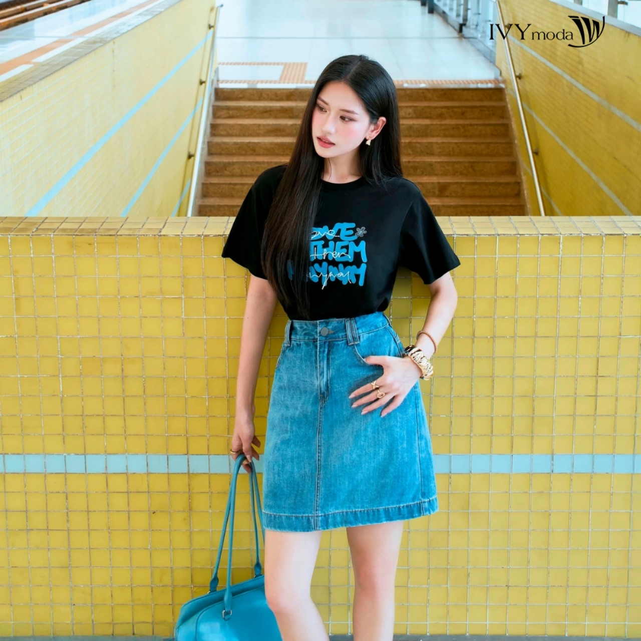 Mô tả Graphic Tee - Áo thun cotton nữ in chữ , Áo basic trẻ trung dạo phố IVY moda MS 57M9124 - 9