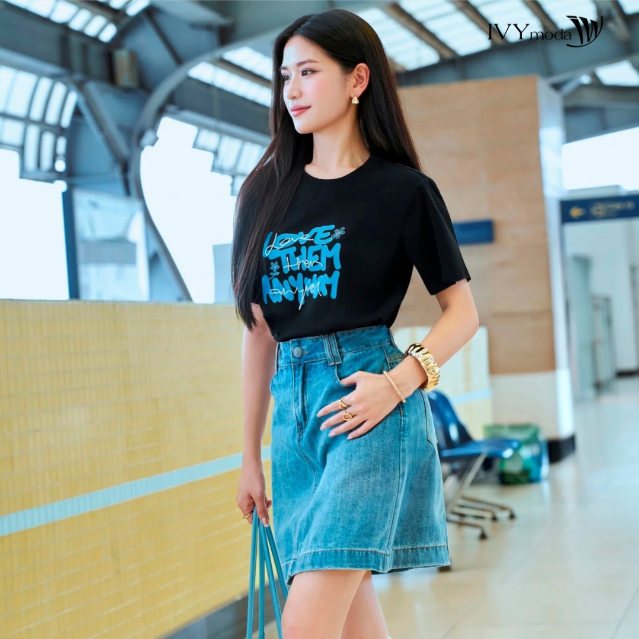 Mô tả Graphic Tee - Áo thun cotton nữ in chữ , Áo basic trẻ trung dạo phố IVY moda MS 57M9124 - 7