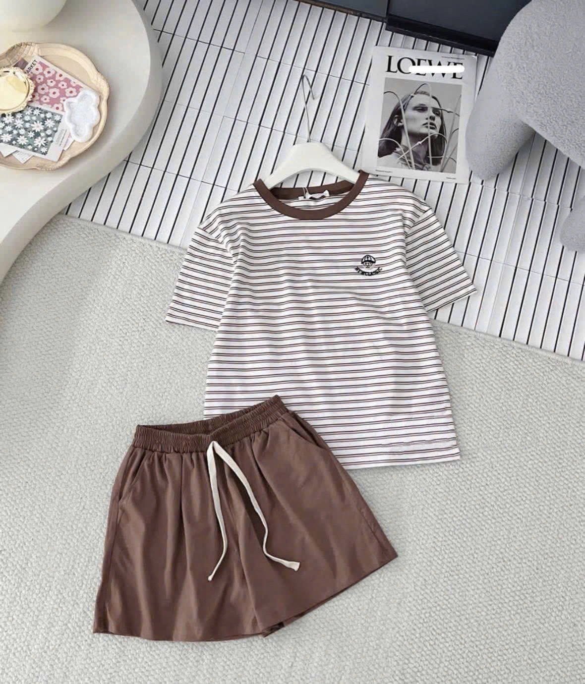 Mô tả Bộ đồ nữ classic dáng đùi chất cotton co giãn, mềm mát - 2