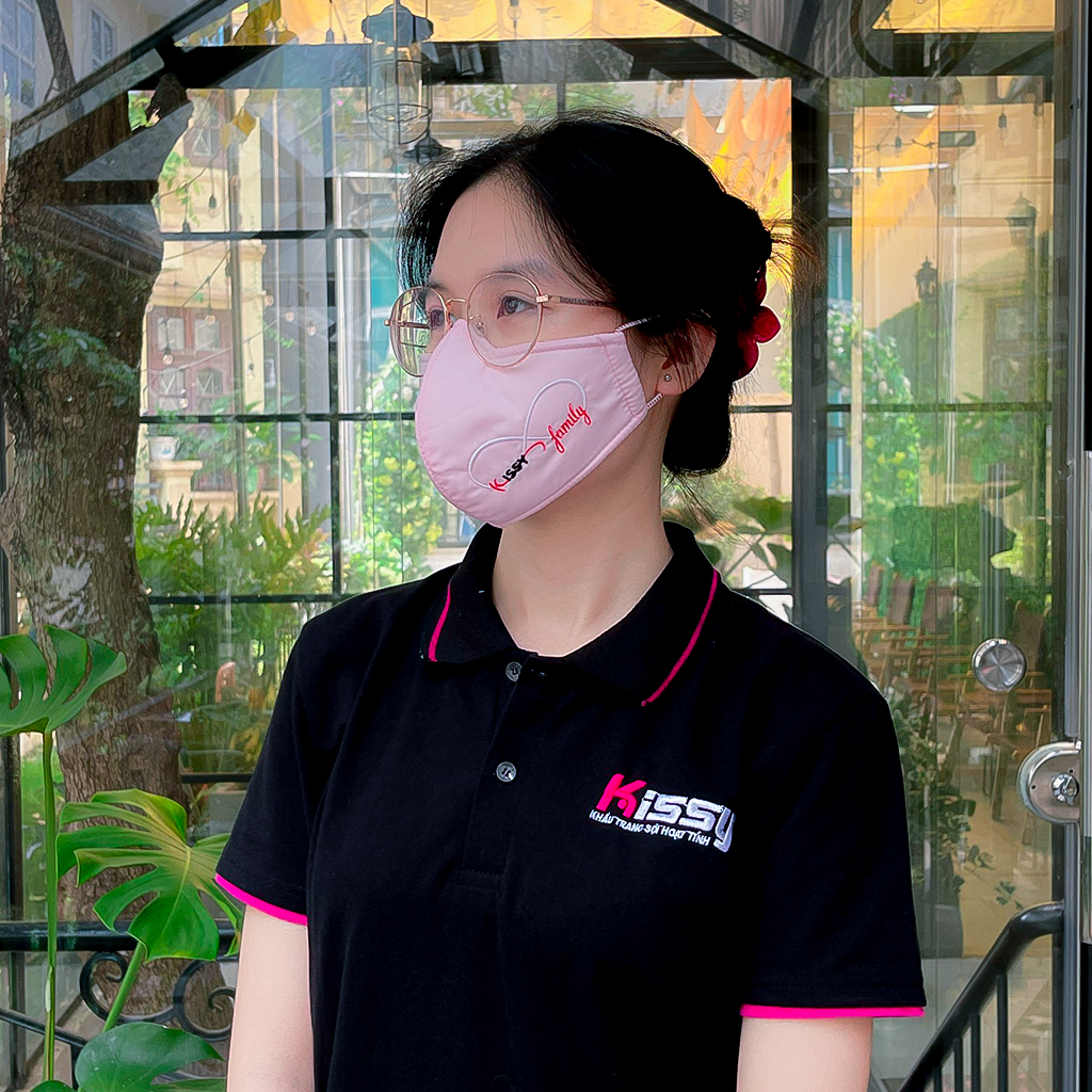 Mô tả Khẩu Trang Kissy Gia Đình Trơn Đủ Size Vải Cotton Sợi Hoạt Tính Chống Tia UV Ngăn Bụi Mịn PM 2.5 - 2