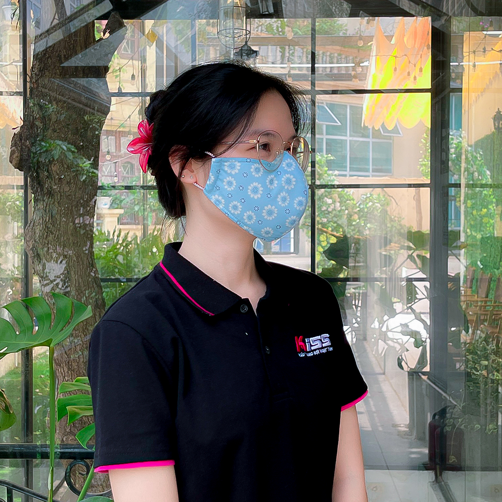 Mô tả Khẩu Trang Vải Kissy Nữ Size M Hoa Đào Vải Cotton Sợi Hoạt Tính Chống Tia UV Ngăn Bụi Mịn PM 2.5 M0-0010 - 3