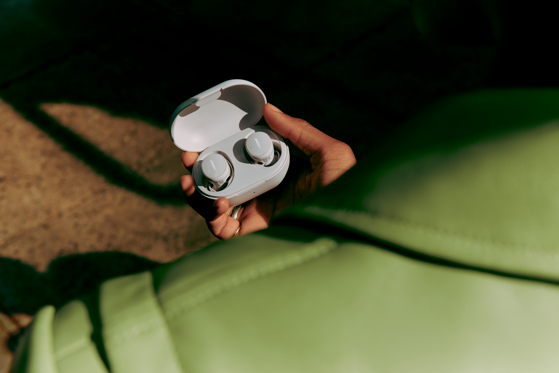 Mô tả Tai nghe Bose QuietComfort Earbuds - 1