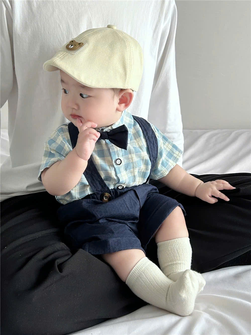 Mô tả Set Công Tử Fbaby Thôi Nôi Đi Chơi Dự Tiệc Gồm 4 Chi Tiết Aó Chất Liệu Thô Đũi Phối Quần Kaki Cho Bé Trai 6-16kg - 3
