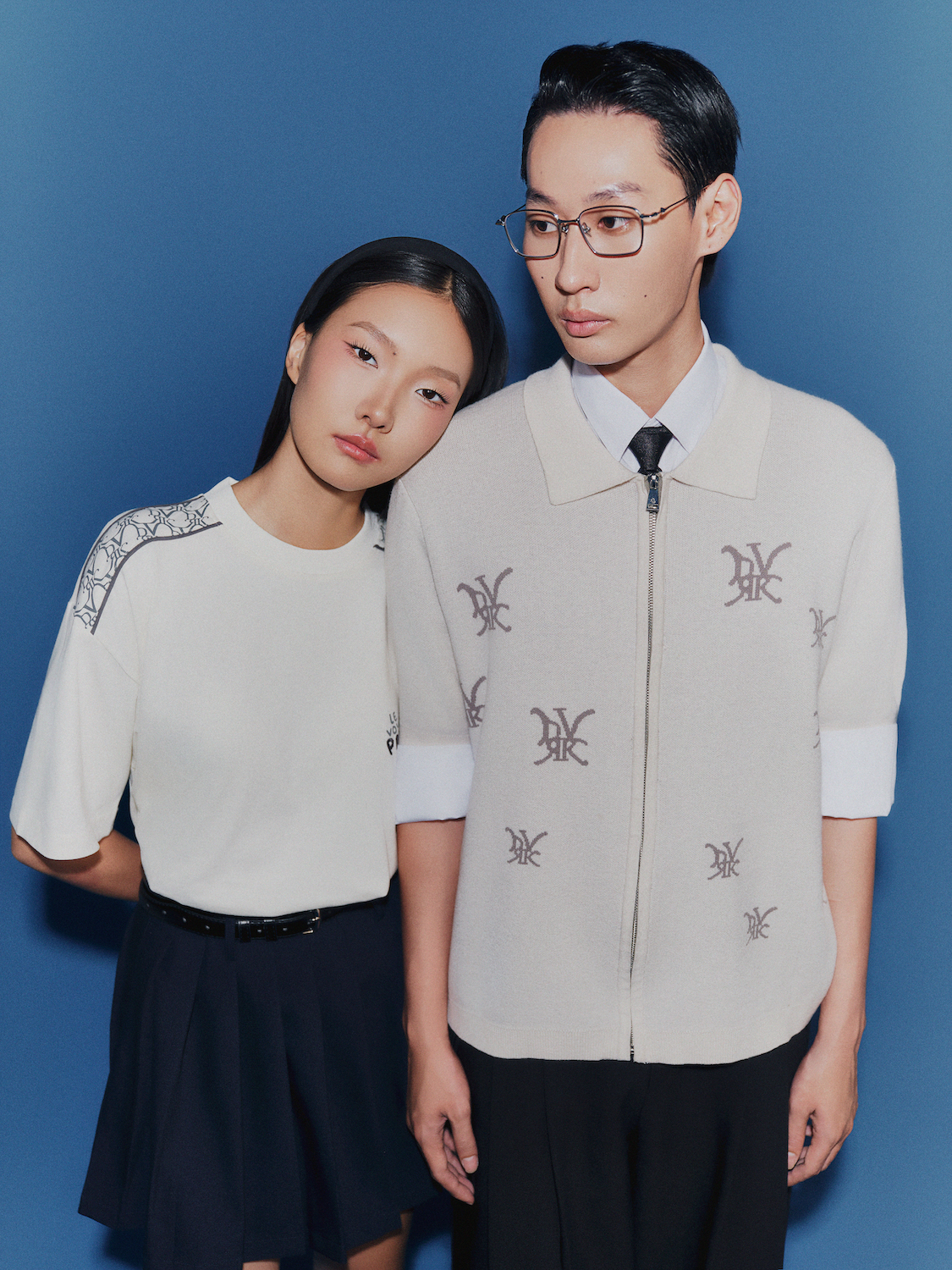 Mô tả DVRK - Áo Sơ Mi Tay Ngắn Dệt Kim Có Khóa Kéo Multi Logo- DVRK-24F - 7