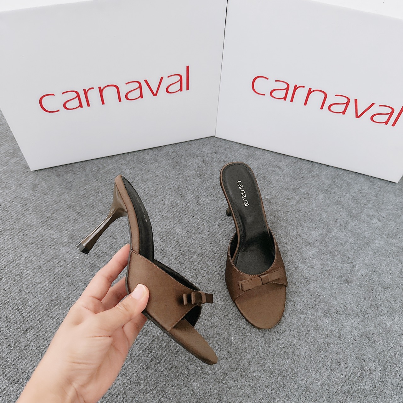 Mô tả Dép Cao Gót Nữ Carnaval Gót Cao 7cm - 9cm Siêu Tôn Dáng Quai Ngang Trang Trí Nơ Siêu Xinh - VS91 - 2