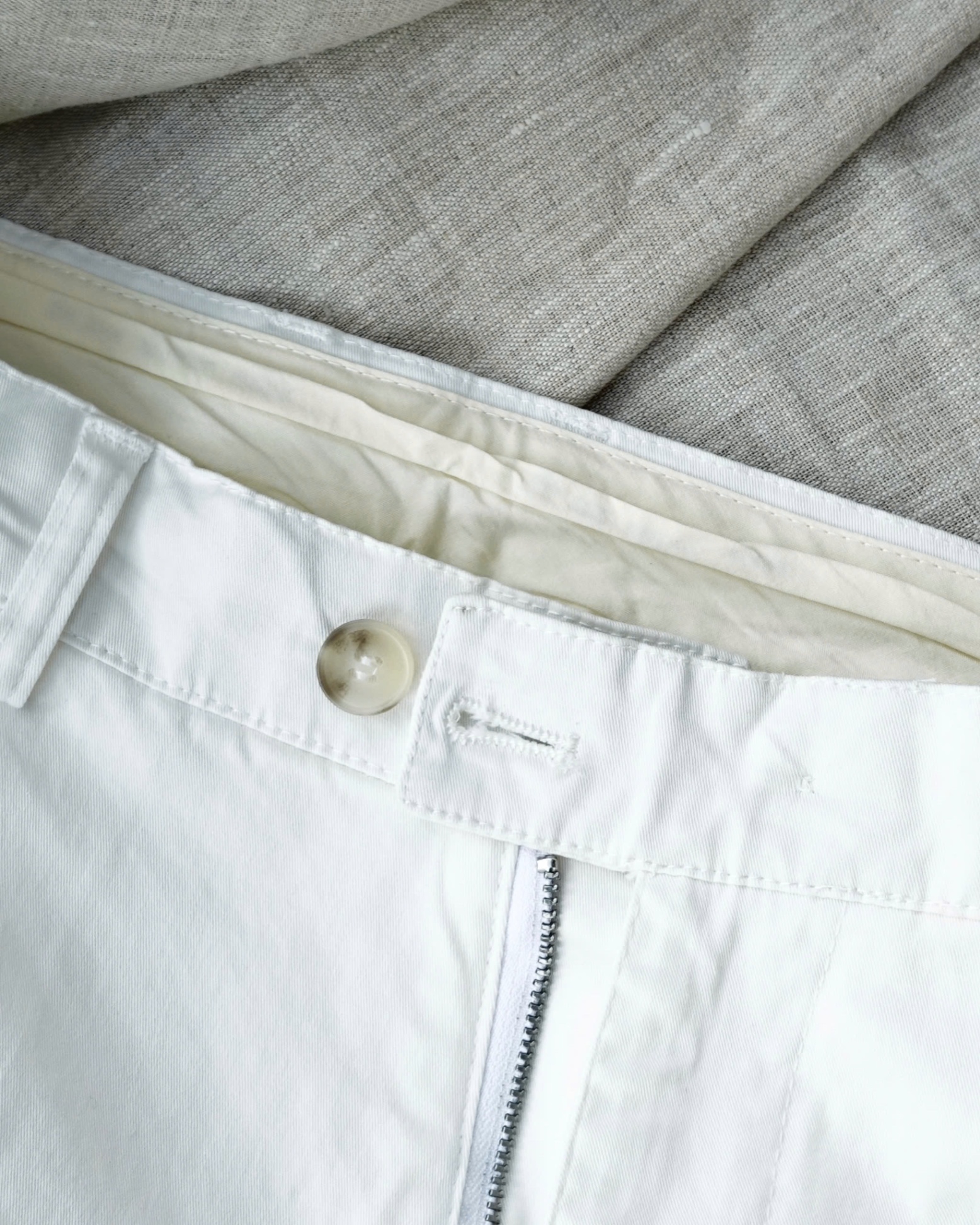 Quần Kaki Nam Trắng Carrot Fit DENIMST 9