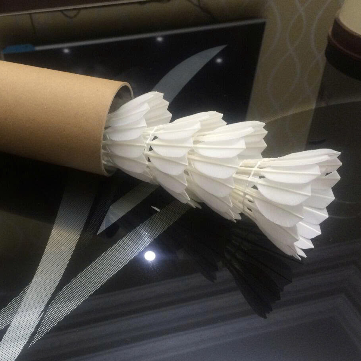 Mô tả Hộp 3 Quả Cầu Lông, Lông Vũ Lông Ngỗng Tự Nhiên Chính Hãng Amalife – Nhẹ, Bền, Chắc Chắn Phù Hợp Mọi Người - 3