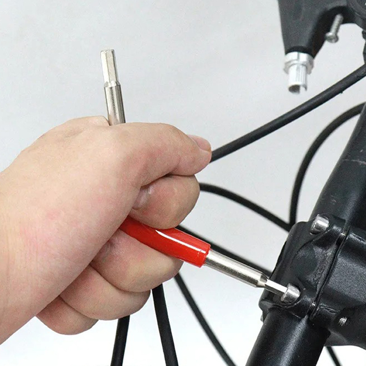 Mô tả Combo Tua Vít Lục Giác 4/5/6mm + Cờ Lê Tuýp Khẩu 8/9/10mm Chữ Y Sửa Chữa Xe Đạp Vặn Ốc Bu Lông Đa Năng Amalife - 8