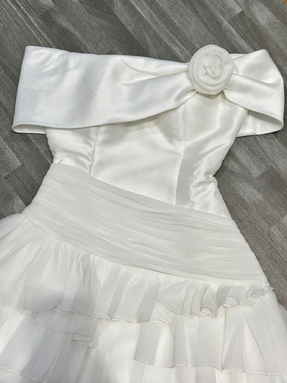 Mô tả Esther Dress Wonderhouse Đầm trễ vai tùng xòe nhiều tầng chất vải dày dặn dự tiệc, dạo phố nữ tính sang trọng - 1