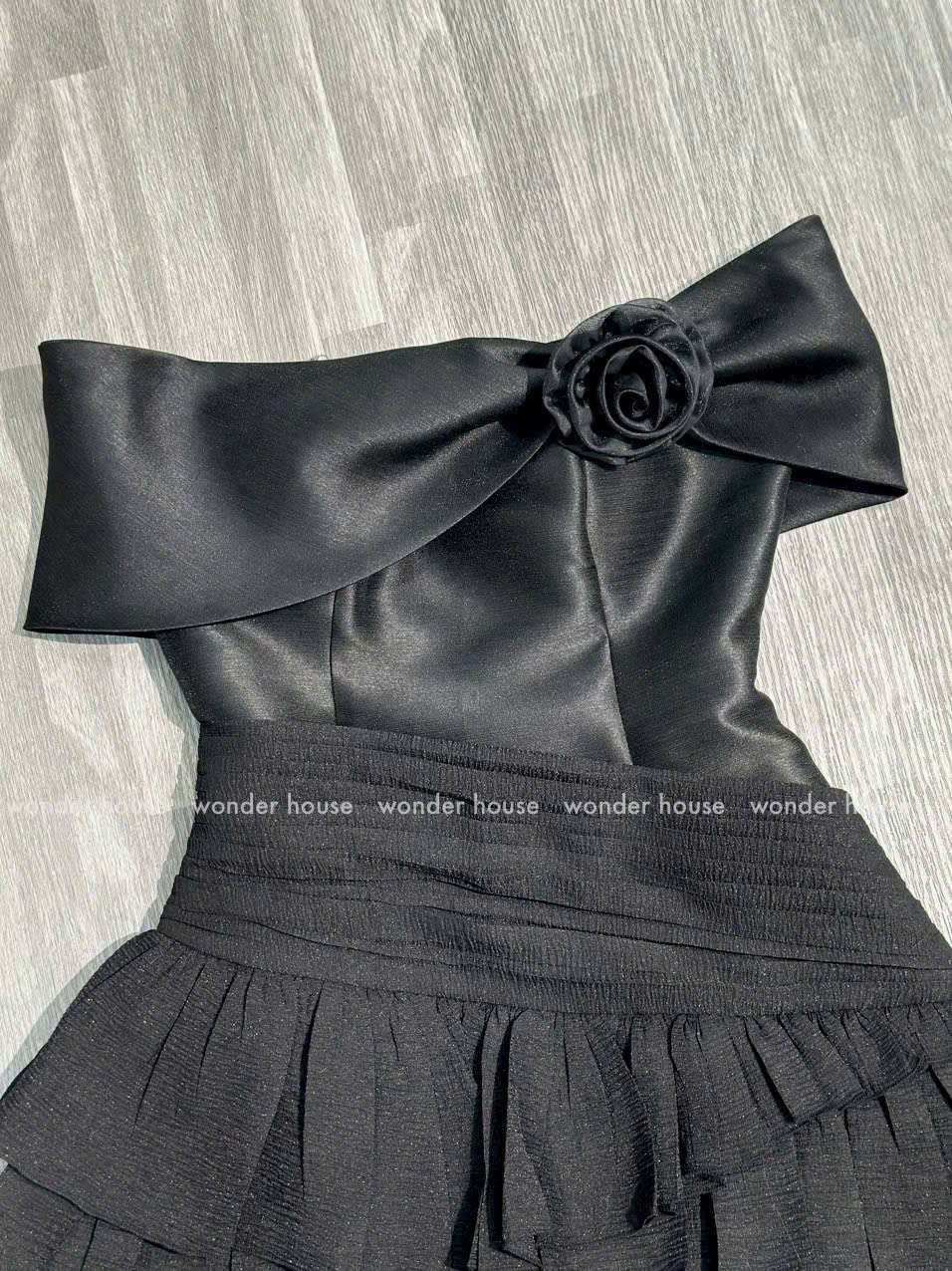 Mô tả Esther Dress Wonderhouse Đầm trễ vai tùng xòe nhiều tầng chất vải dày dặn dự tiệc, dạo phố nữ tính sang trọng - 7