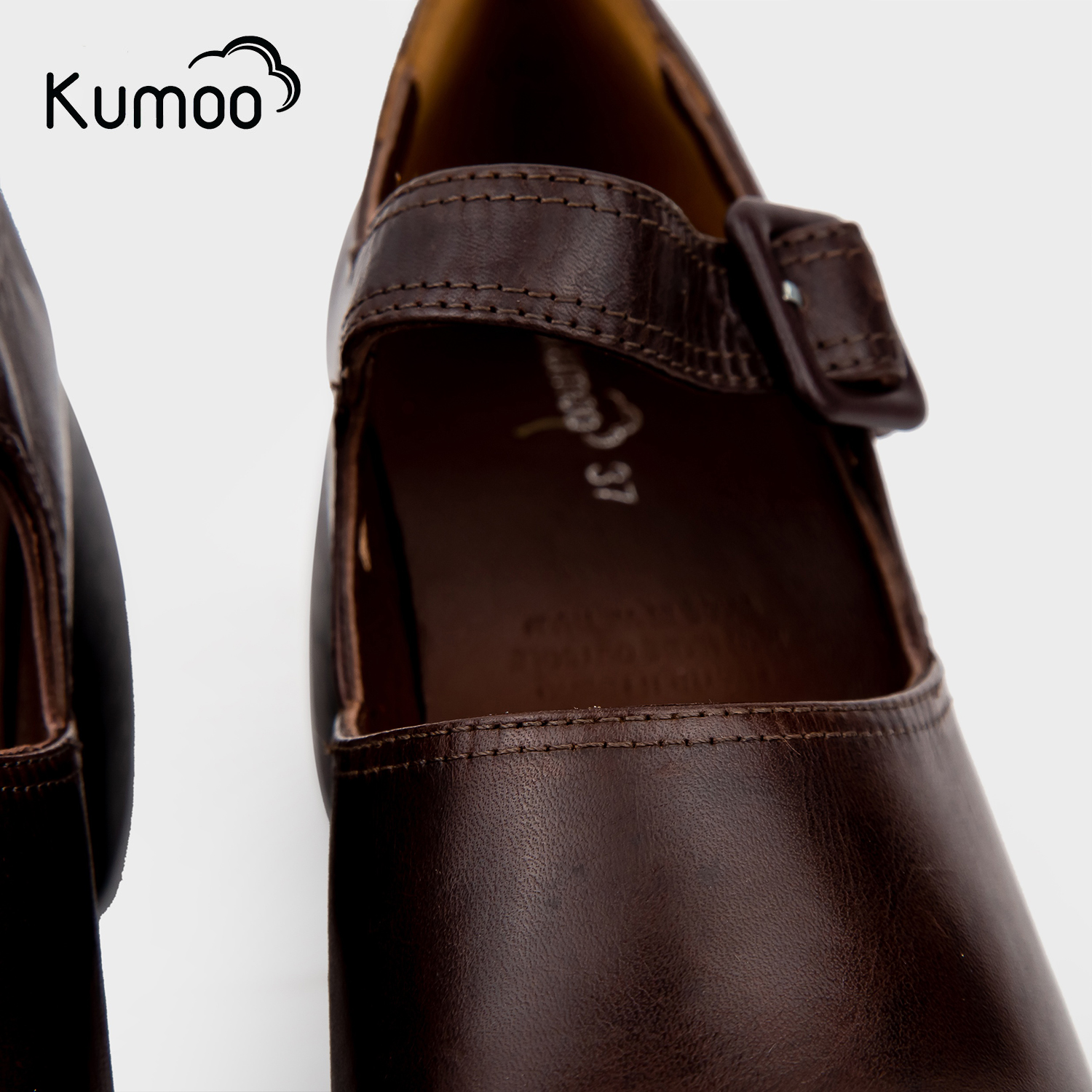 Giày KUMOO MARRY BLOCK HEEL lên chân