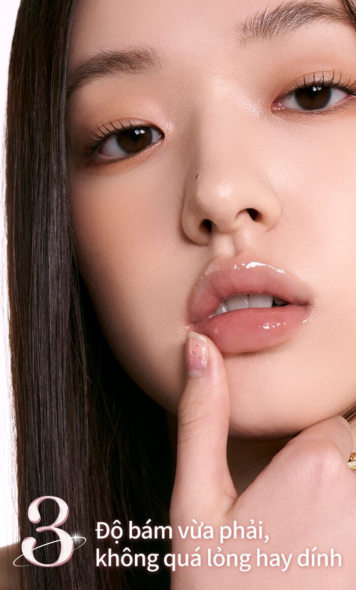 Bảng màu Romand Glasting Color Gloss