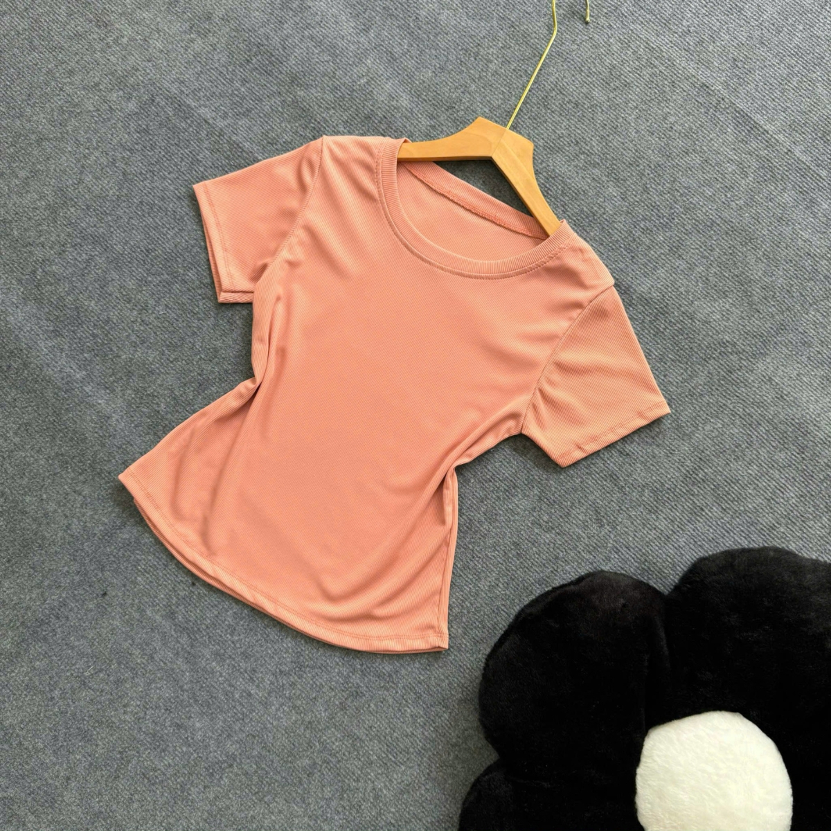 Mô tả Áo Thun Baby Tee Bigsize Nữ Tay Ngắn Cổ Tròn Vải Tăm Co Giãn Phong Cách Basic Cho Chubby 50-95kg G244 - 3