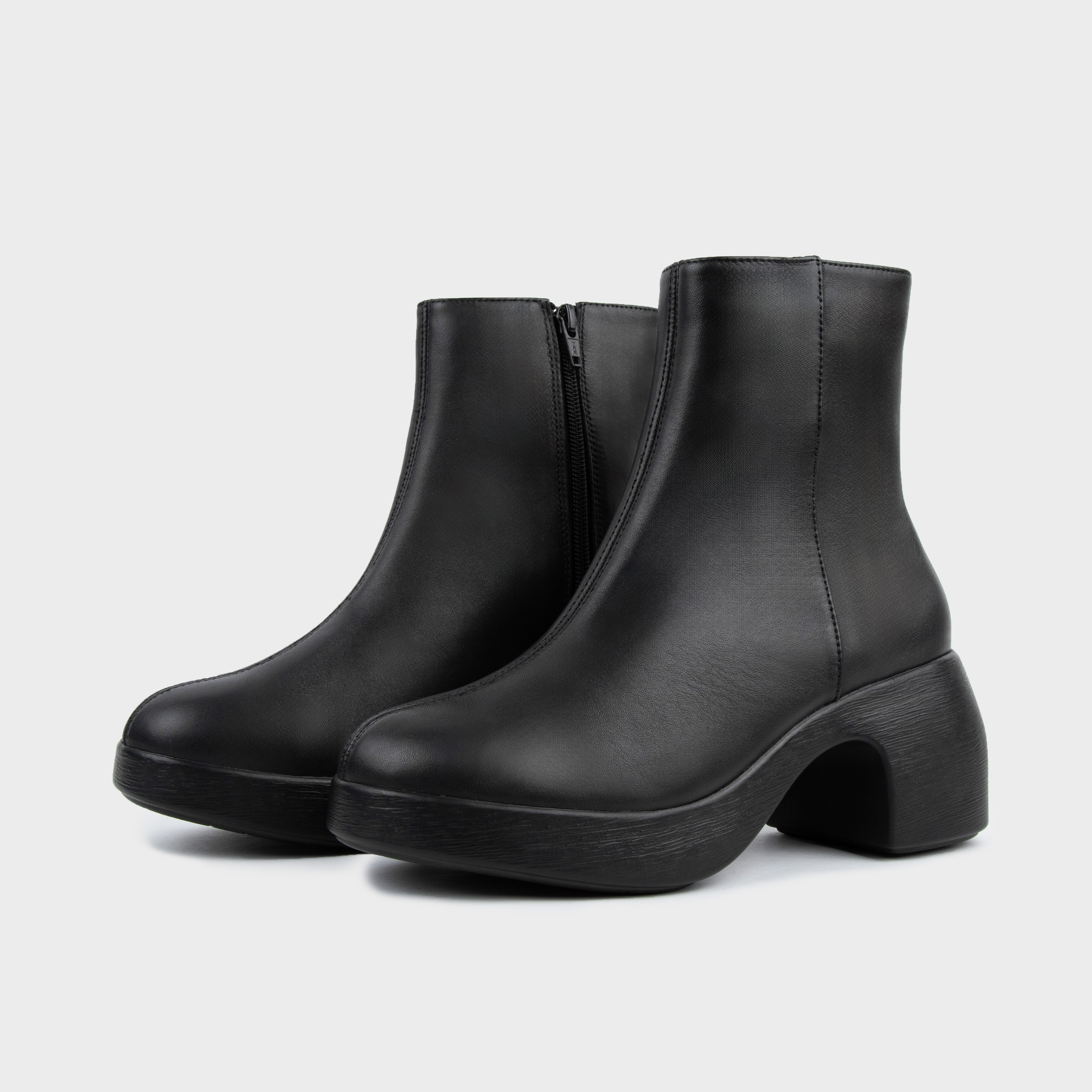Mô tả Giày Boot Nữ Cao Gót Kumoo DARA Màu Đen BL-CG-KUMO-003-A Boot Lửng Nữ Thời Trang, Cá Tính - 1