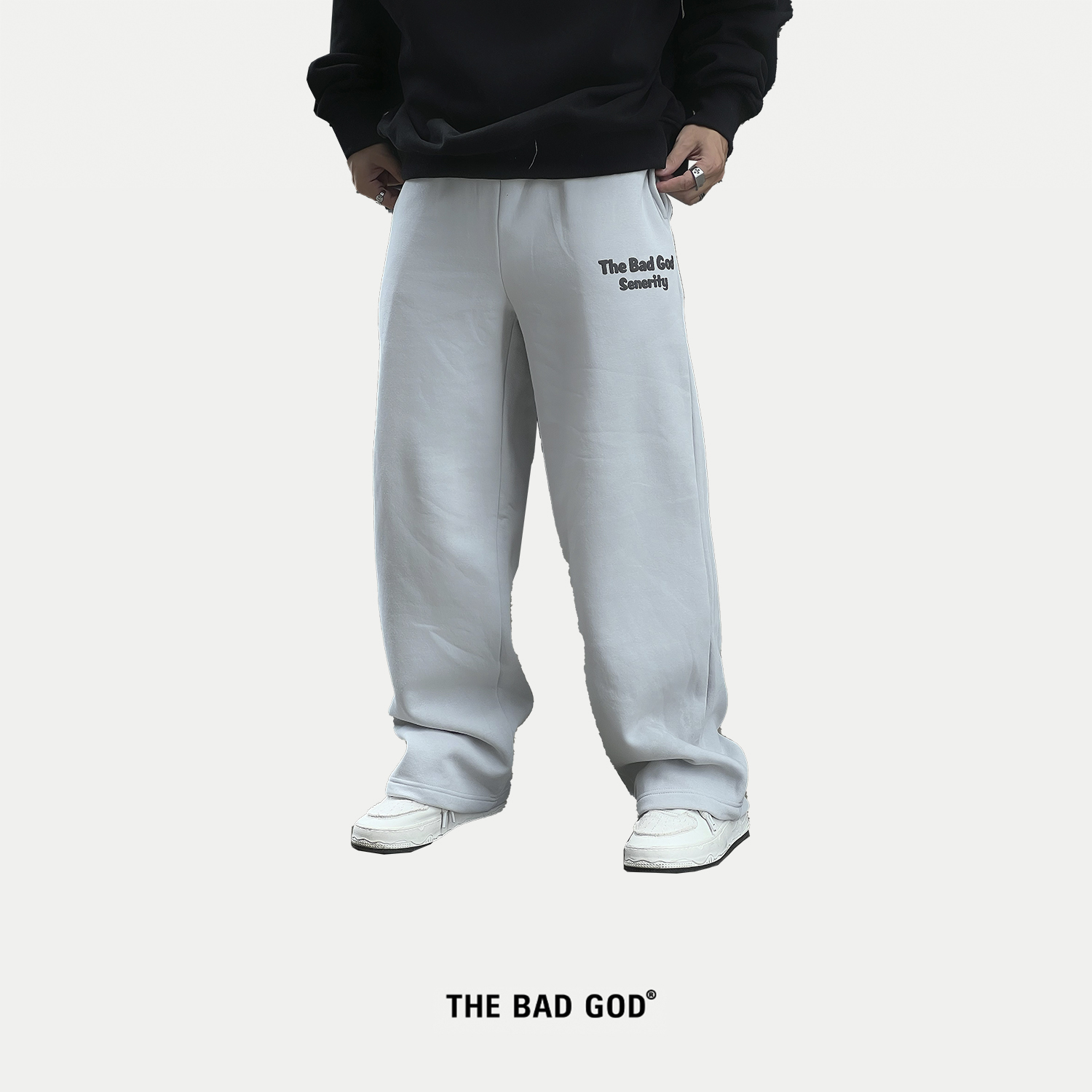 Mô tả Quần dài ống rộng suông chất nỉ bông thu đông unisex The Bad God Vanish Sweatpants - 1
