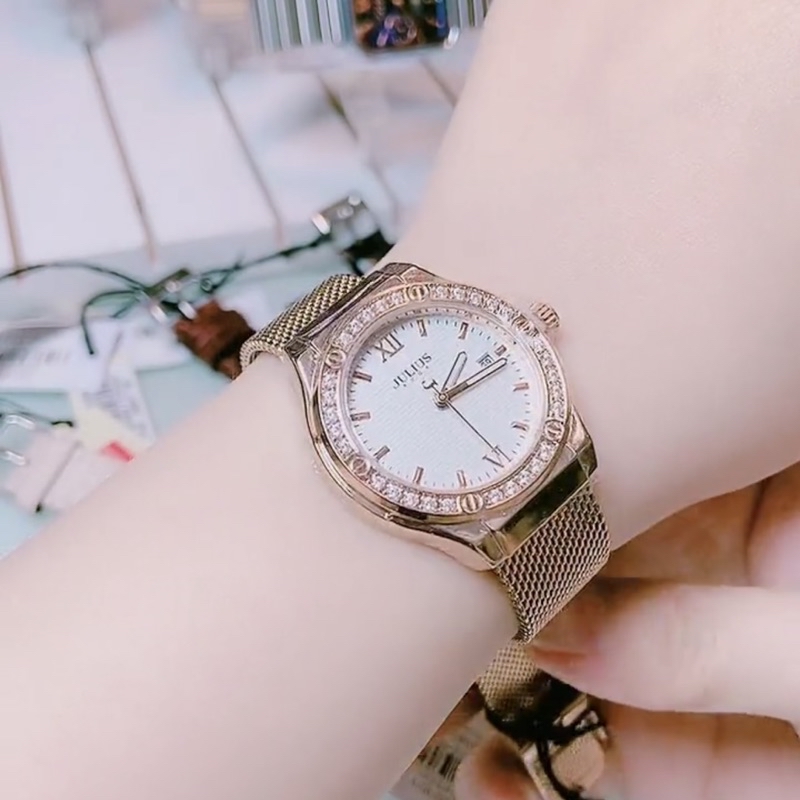 Đồng hồ Julius JA-1395 trên tay
