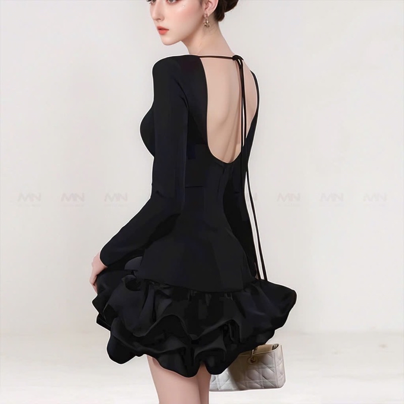 Mô tả Đầm ôm body dài tay MINA thiết kế hở lưng chất Cotton Nhật phối Taffta màu đen - MN299 - 4