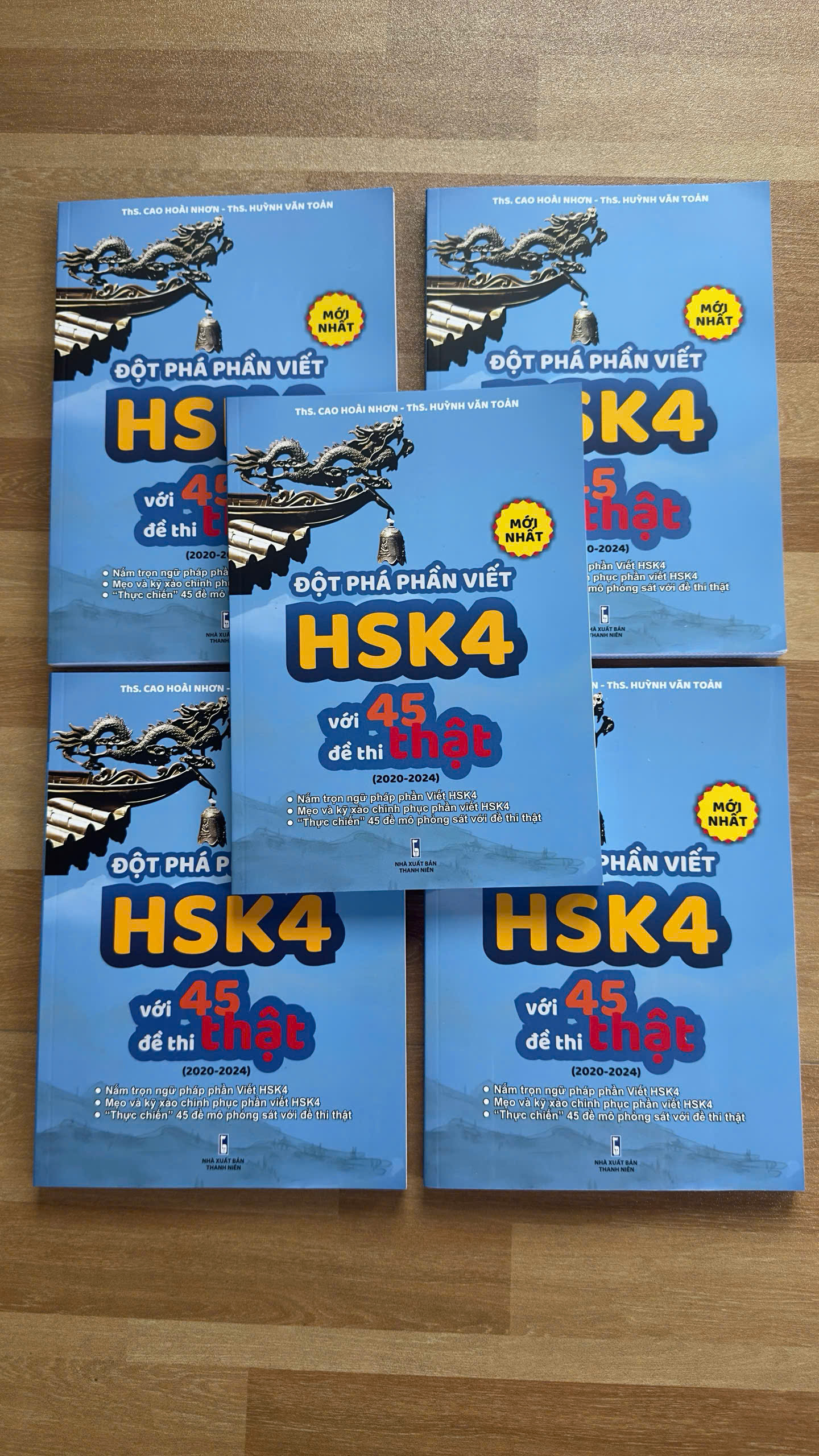 Mô tả Sách Tiếng Trung - Đột phá phần Viết HSK4 với 45 đề thi THẬT Mới nhất - 2