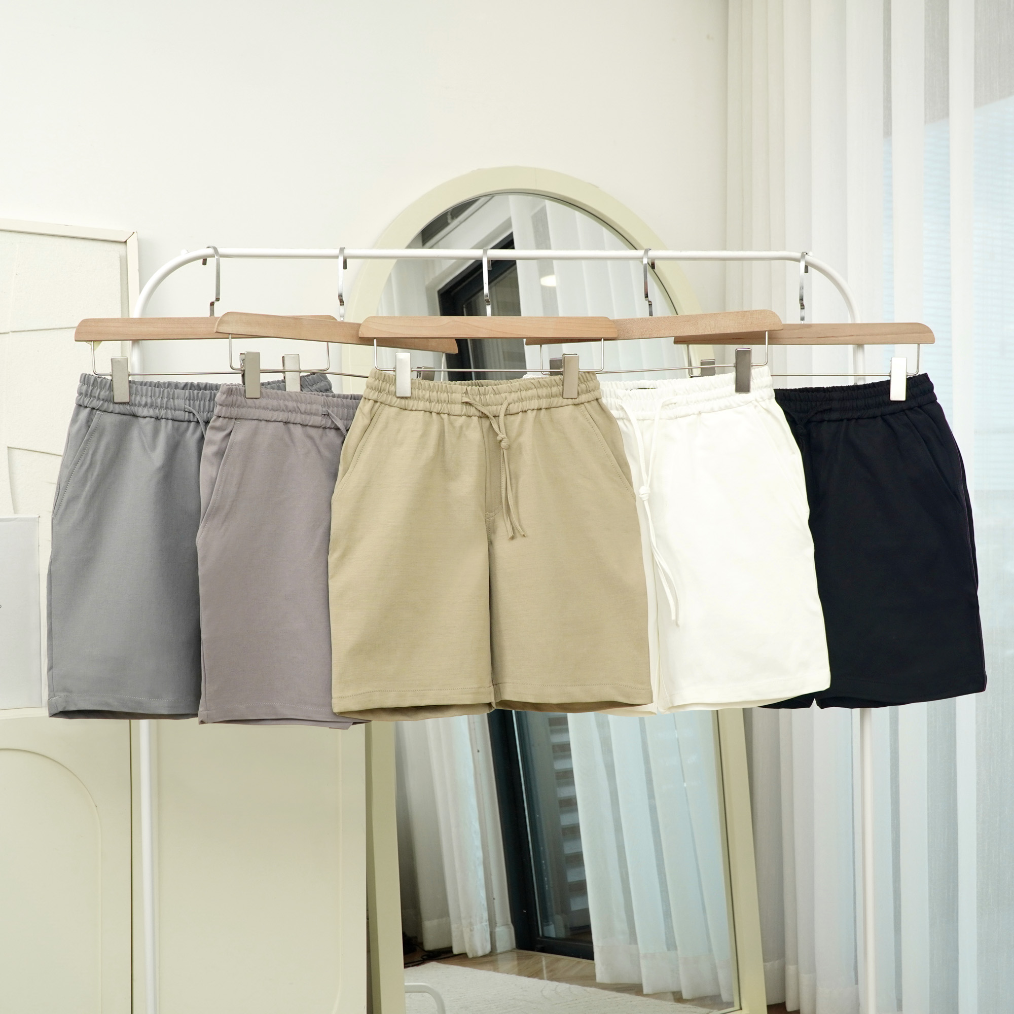 Mô tả Quần Short Kaki Nam, Lưng Thun Dây Rút, Form Trên Gối, Chất Kaki Giãn 4 Chiều. Short Kaki POLYS - 1