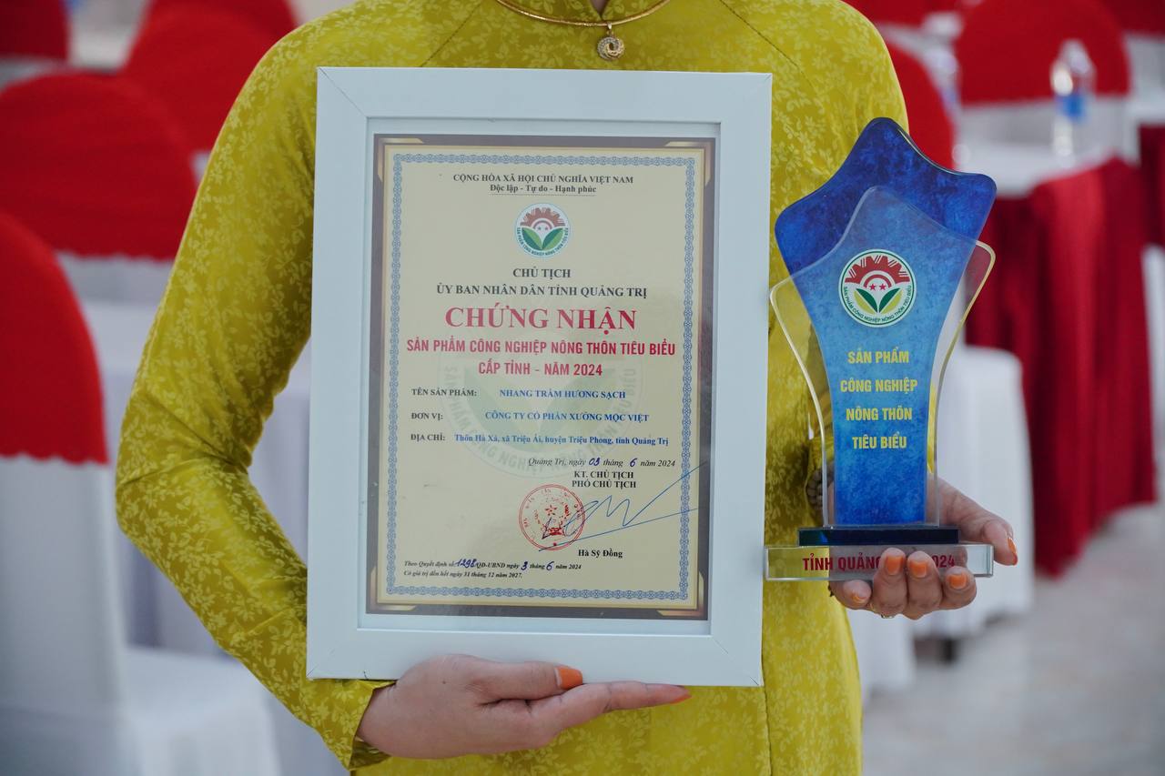 Chứng nhận ISO 9001 Nhang Trầm Hương Xưởng Mộc Việt