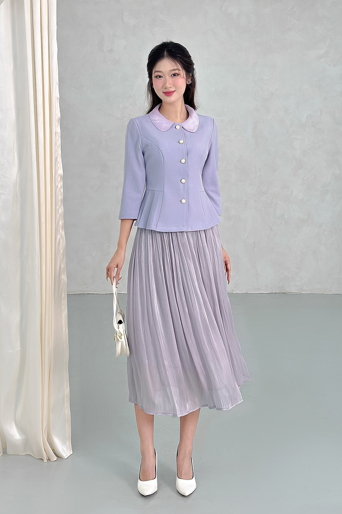 Mô tả Áo vest cổ sen phối, khuy trai LAMER O65B24Q008 - 1