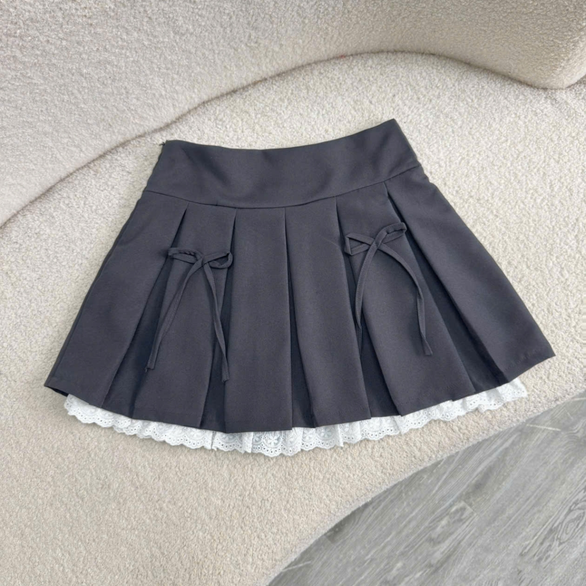 Mô tả Chân Váy Bigsize Nữ Dáng Xếp Ly Xòe 2 Lớp Phối Ren Dễ Thương Kèm Nơ Đứng Form Cho Chubby CV419 - 3