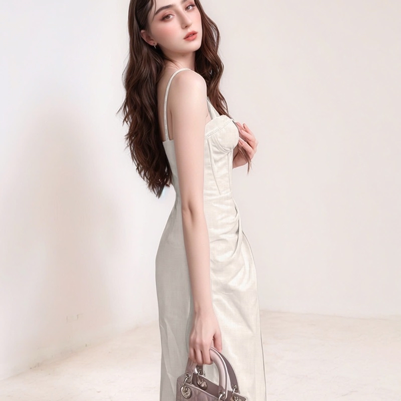 Mô tả Đầm dự tiệc thương hiệu Đầm Váy Mina thiết kế hai dây dáng xoè midi chất liệu Linen MN241 - 5
