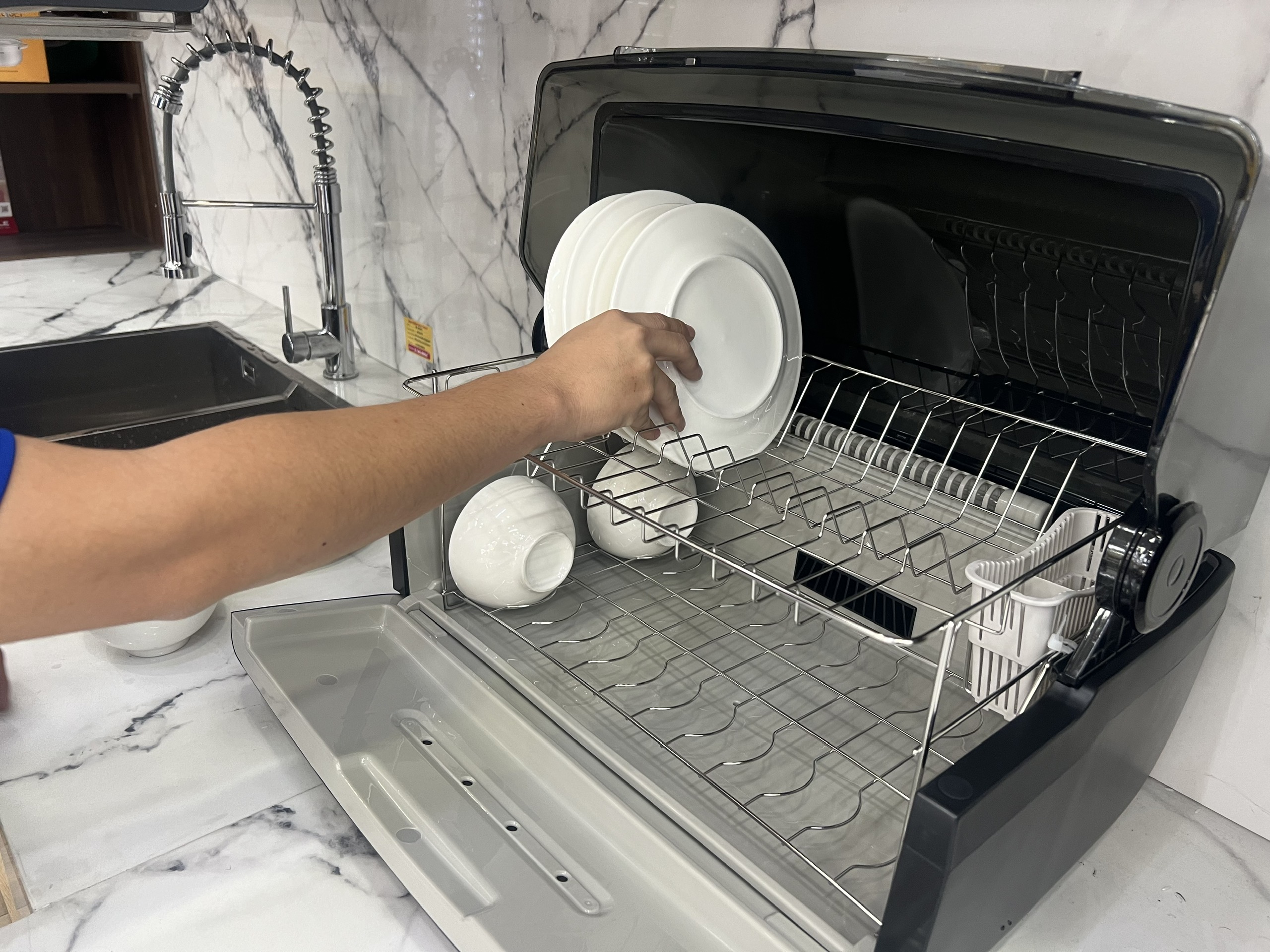 Úp chén bát dễ dàng