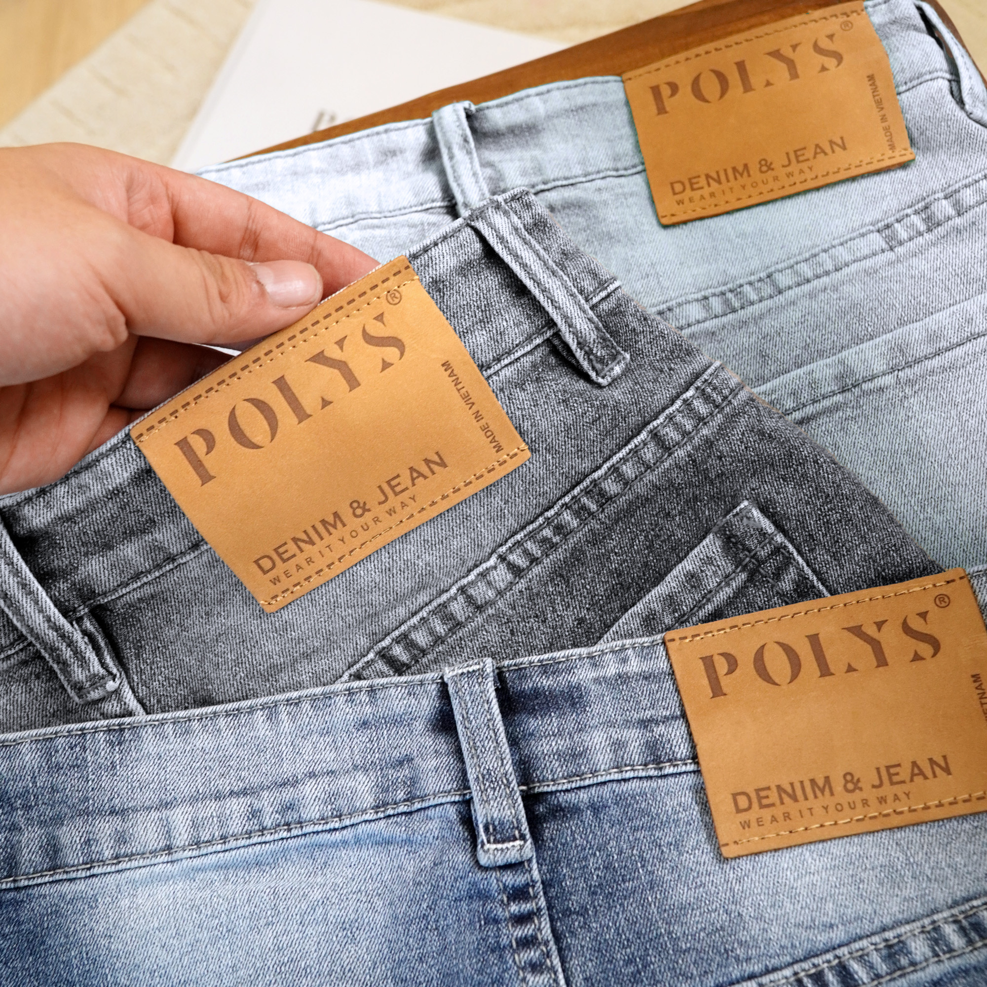 Mô tả Quần jean nam POLYS, co giãn thoáng khí, form straight ống suông, QUẦN JEANS NAM POLYS - 5