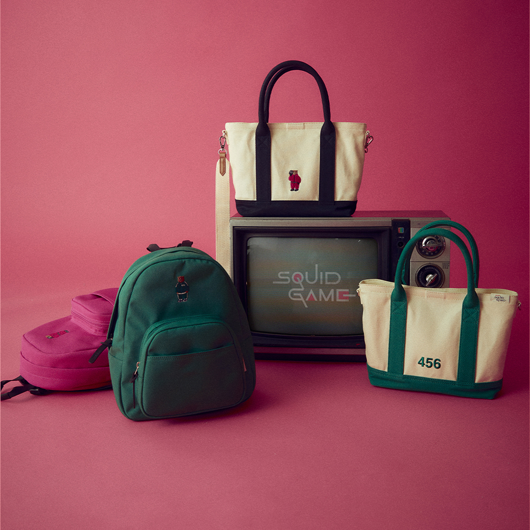 【韓国 WHO.A.U】[WAU X SQUID GAME]Mini Canvas Totebag Who.A.U x Squid Game 2] Mini Canvas Totebag – Lumière Studio