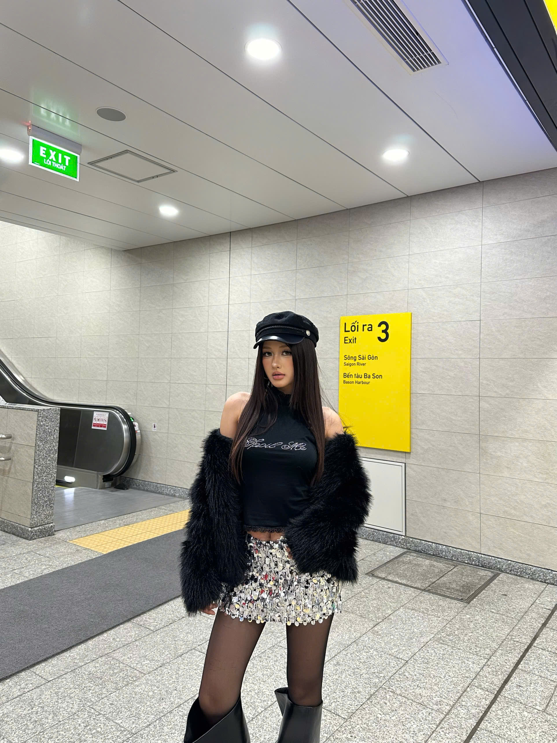 Áo yếm hở lưng croptop SPOIL ME phối ren đính đá lấp lánh ôm body - Ảnh 7