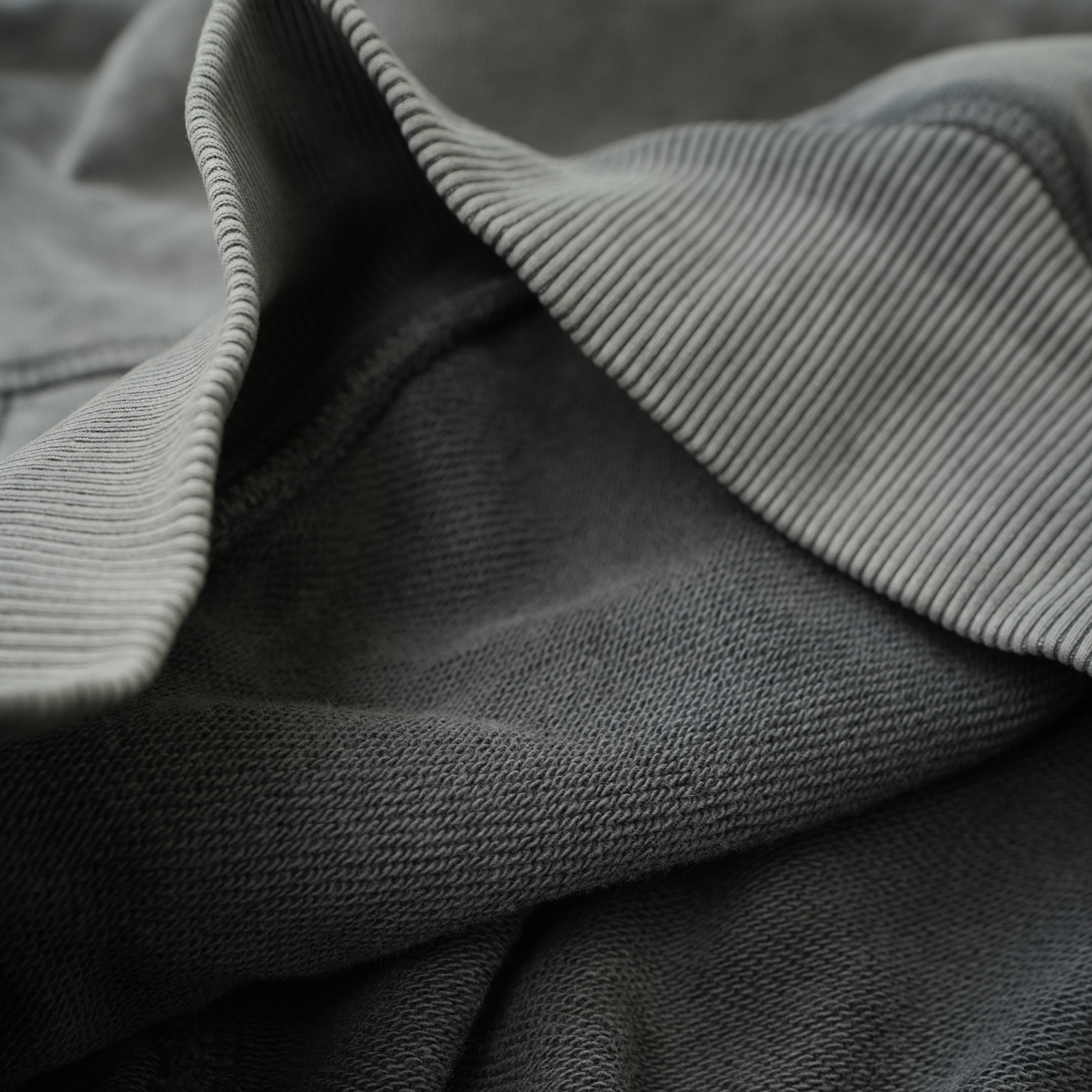 Mô tả Áo Hoodie Wash DAPPERANDMORE Panelled Hoodie Washed Phối Line Rã May Thêu Logo 450GSM - Grey - 1
