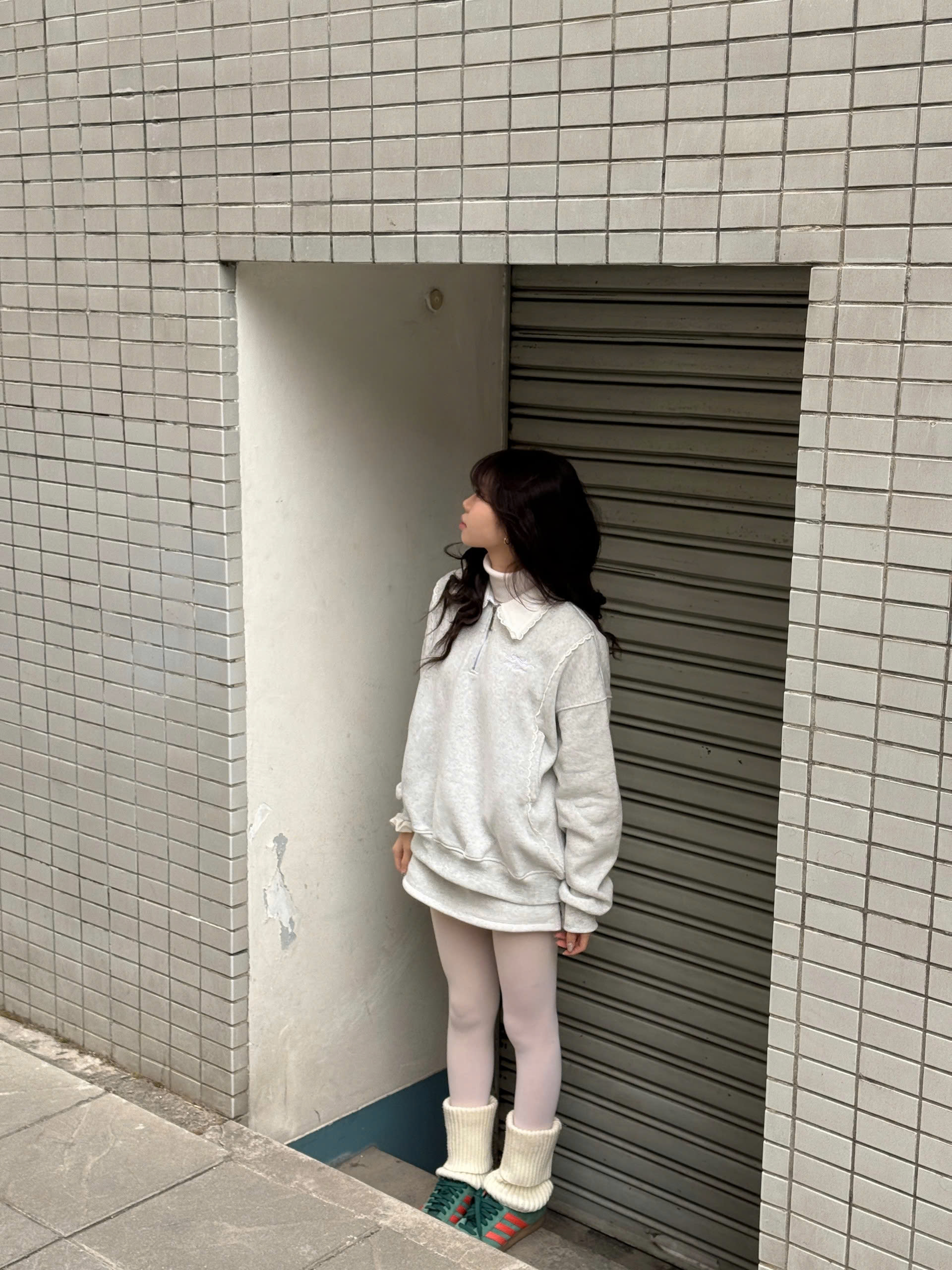Áo sweater nỉ bông Killsystem Austin màu trắng