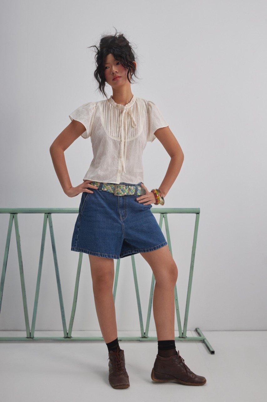 Mô tả LIBÉ WORKSHOP - Quần jeans ngắn ống suông màu xanh dương - 1