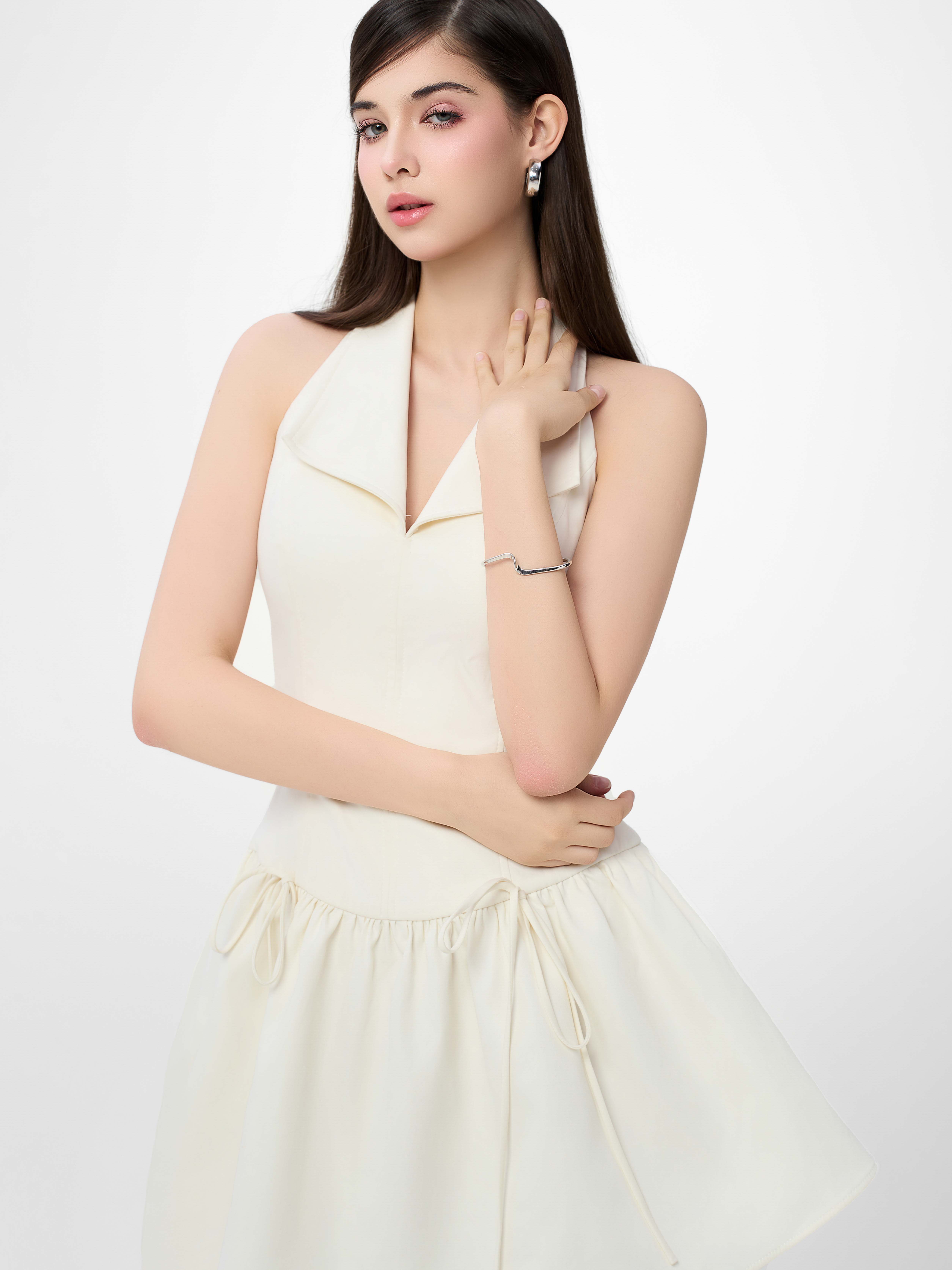 Mô tả RECHIC Đầm ngắn Felity dáng xòe phối cổ V sát nách cá tính năng động - 11