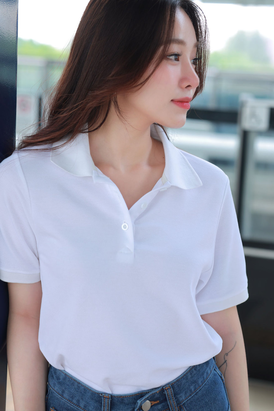 Chi tiết cổ áo polo nữ GILLEE FAP078