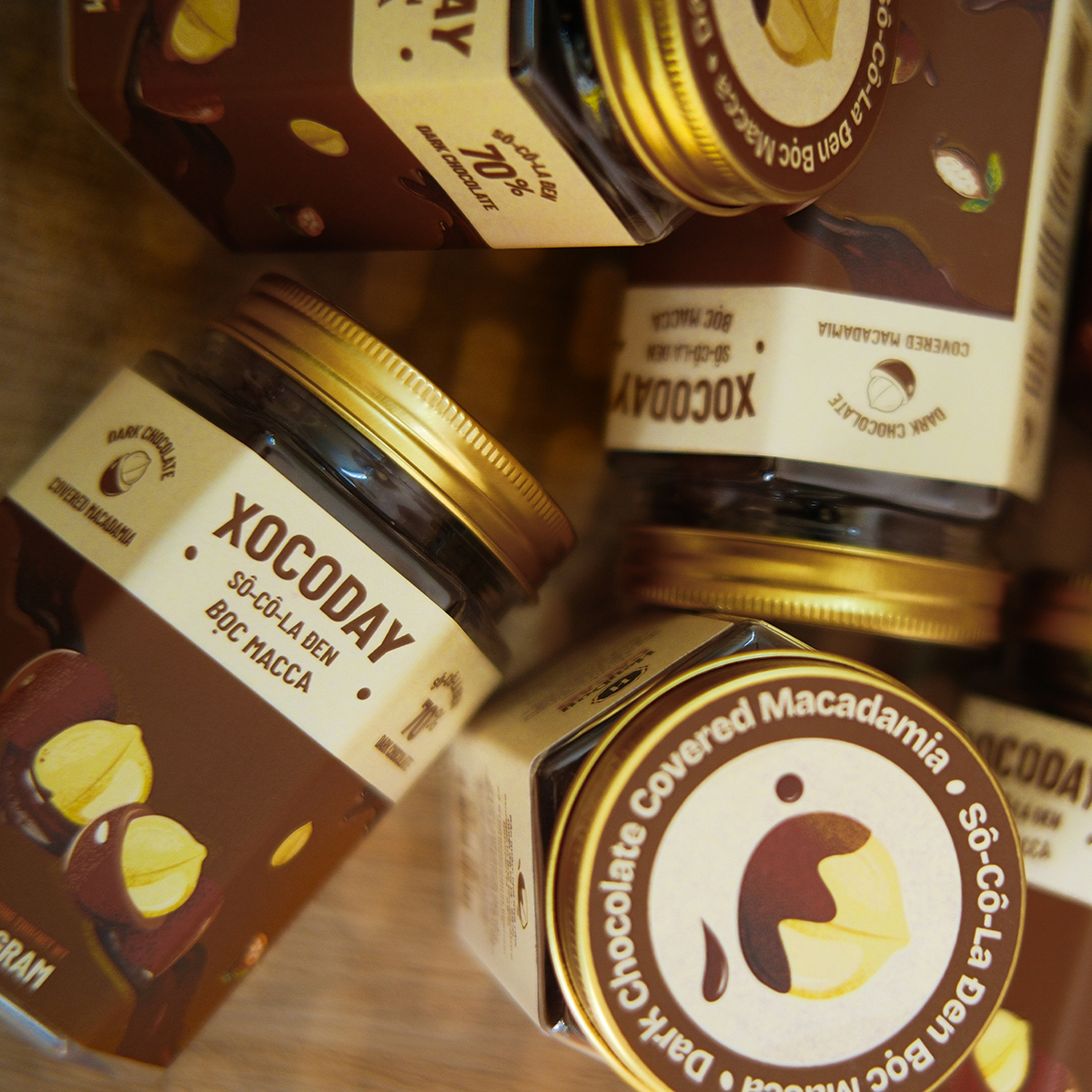 Mô tả XOCODAY - Sô cô la Đen bọc hạt Macca - Hủ 160g - Heyday Cacao - Vị đắng dịu của Chocolate kết hợp hạt macca béo thơm - 2