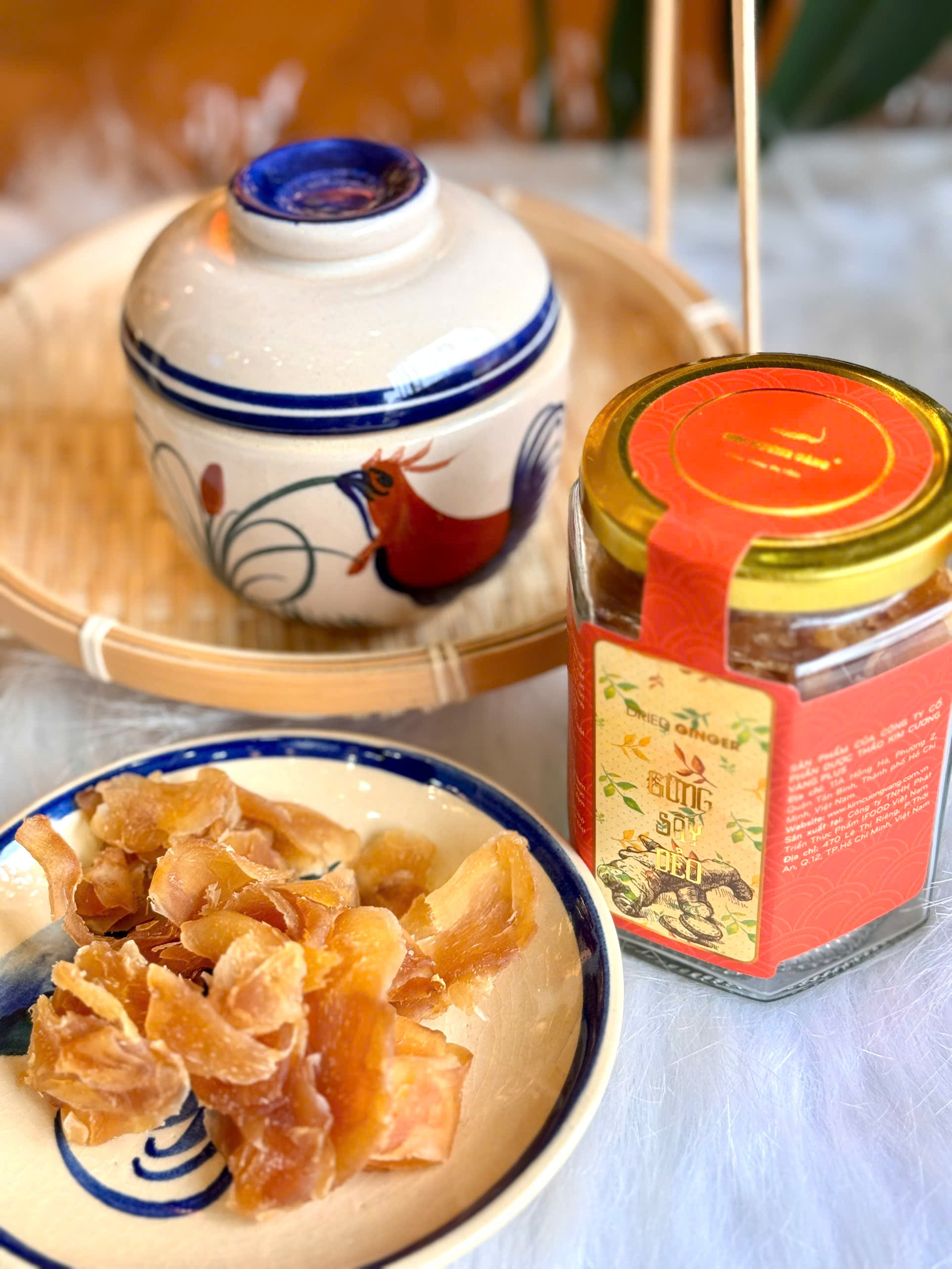 Mô tả Mứt Gừng Dẻo Sấy Lạnh Nguyên Chất Kim Cương Vàng Lọ 100 Gram - 1