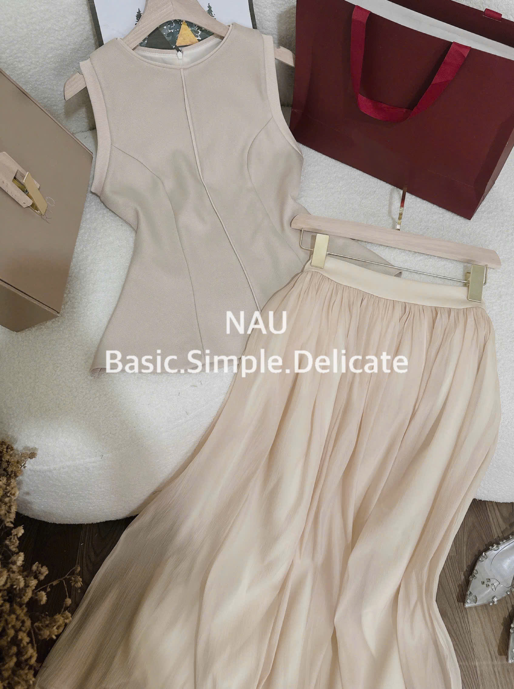 Set áo tôn dáng mix chân váy voan tơ tùng xoè | Shopee Việt Nam