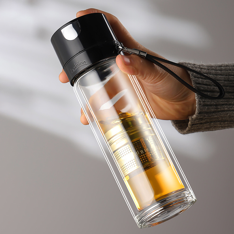 Tiện ích mở nắp 1 tay và chống rò rỉ nước