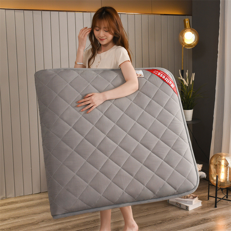 Đệm Topper Thế hệ mới nằm không bị xẹp dày 4-5cm TAKARA, Nệm gấp 3 giá ...