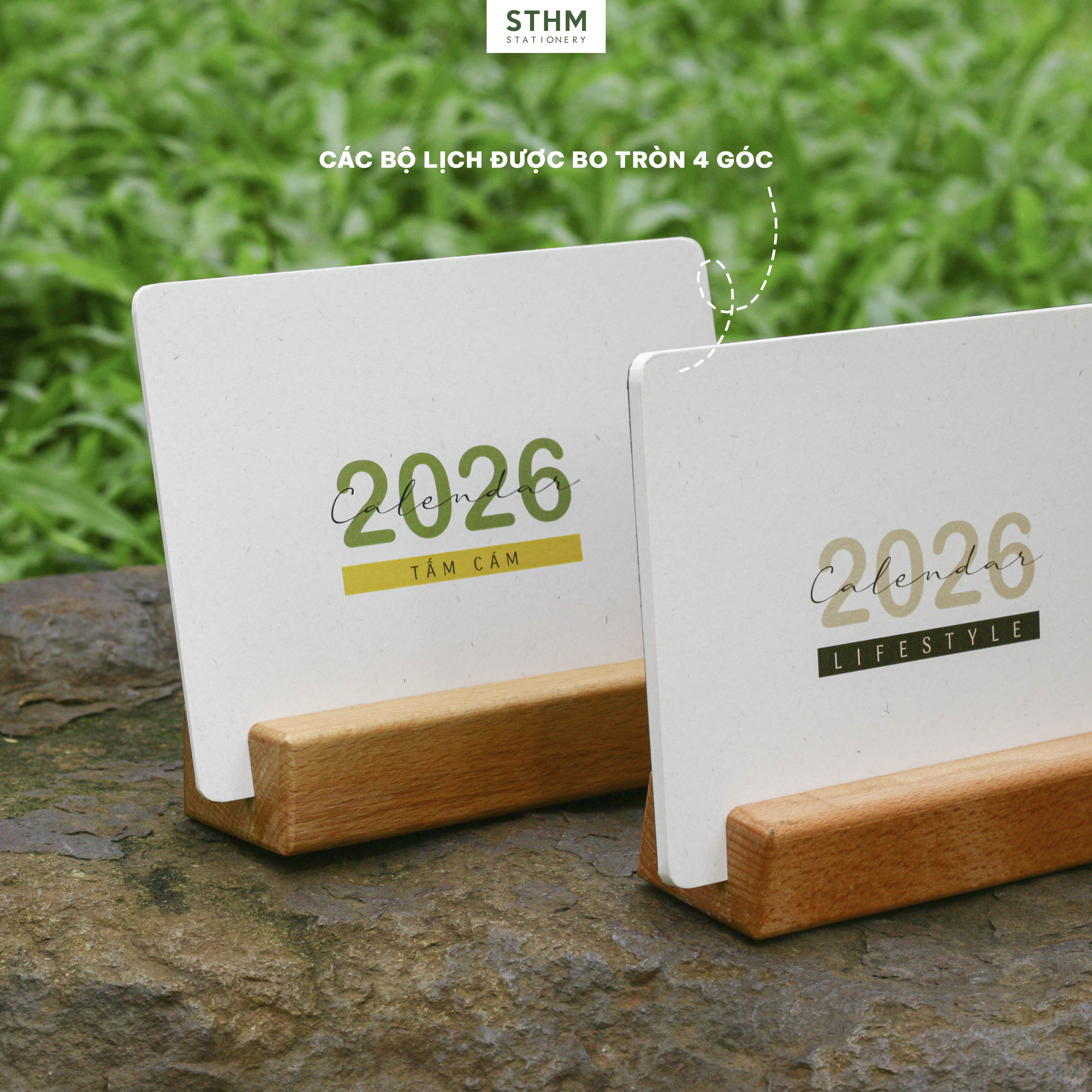 Lịch bàn đế gỗ 2026 - Tranh vẽ độc quyền - Giấy mỹ thuật 220gsm - Có ...