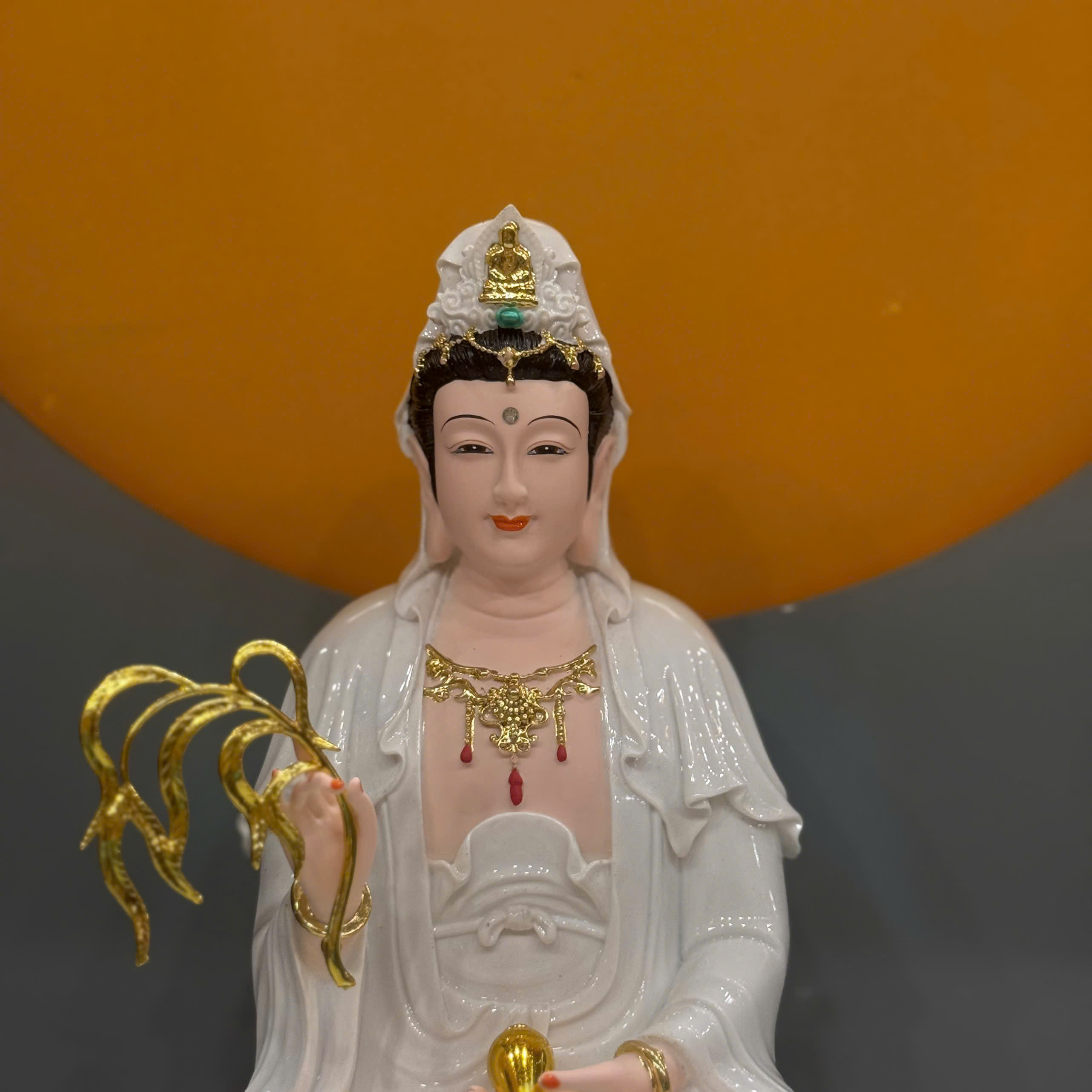 Tôn Tượng Quan Thế Âm Bồ Tát Ngồi 30cm Mẫu Đẹp Chất Poly Nhiều Màu Mới ...