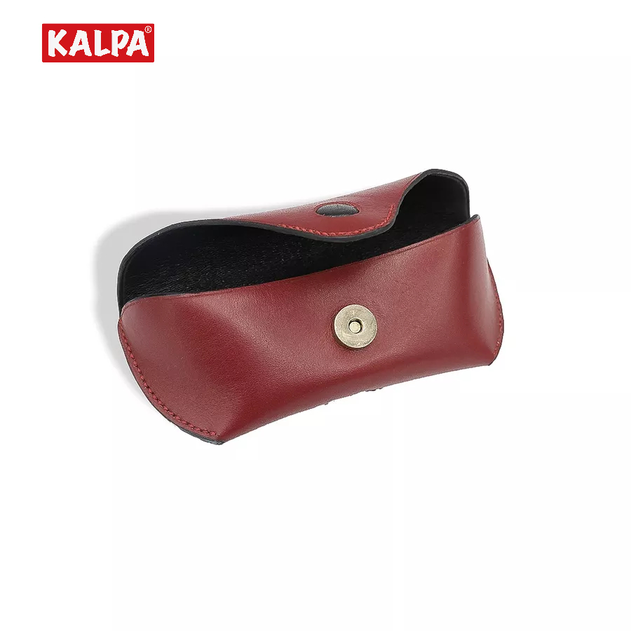 [Handmade] Hộp đựng kính da bò Pull-up đỏ đô, có đai đeo thắt lưng – Kalpa Athens | Leather Glasses Case