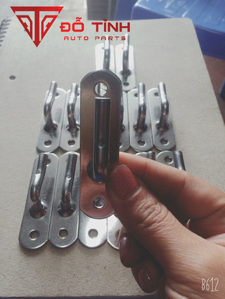 Móc bạt inox, móc bạt thành thùng xe tải, công tenner, xe ba gác , hàng inox loại đẹp