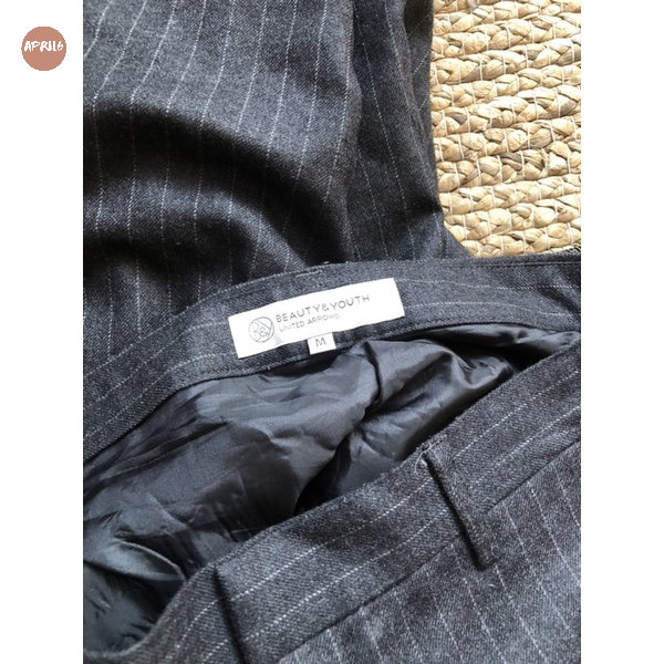 Quần Vintage ống loe, quần tây các loaị. Số đo sẵn trên ảnh, hình thật Shop tự chụp xem mẫu tại Insta: April6 Clothing