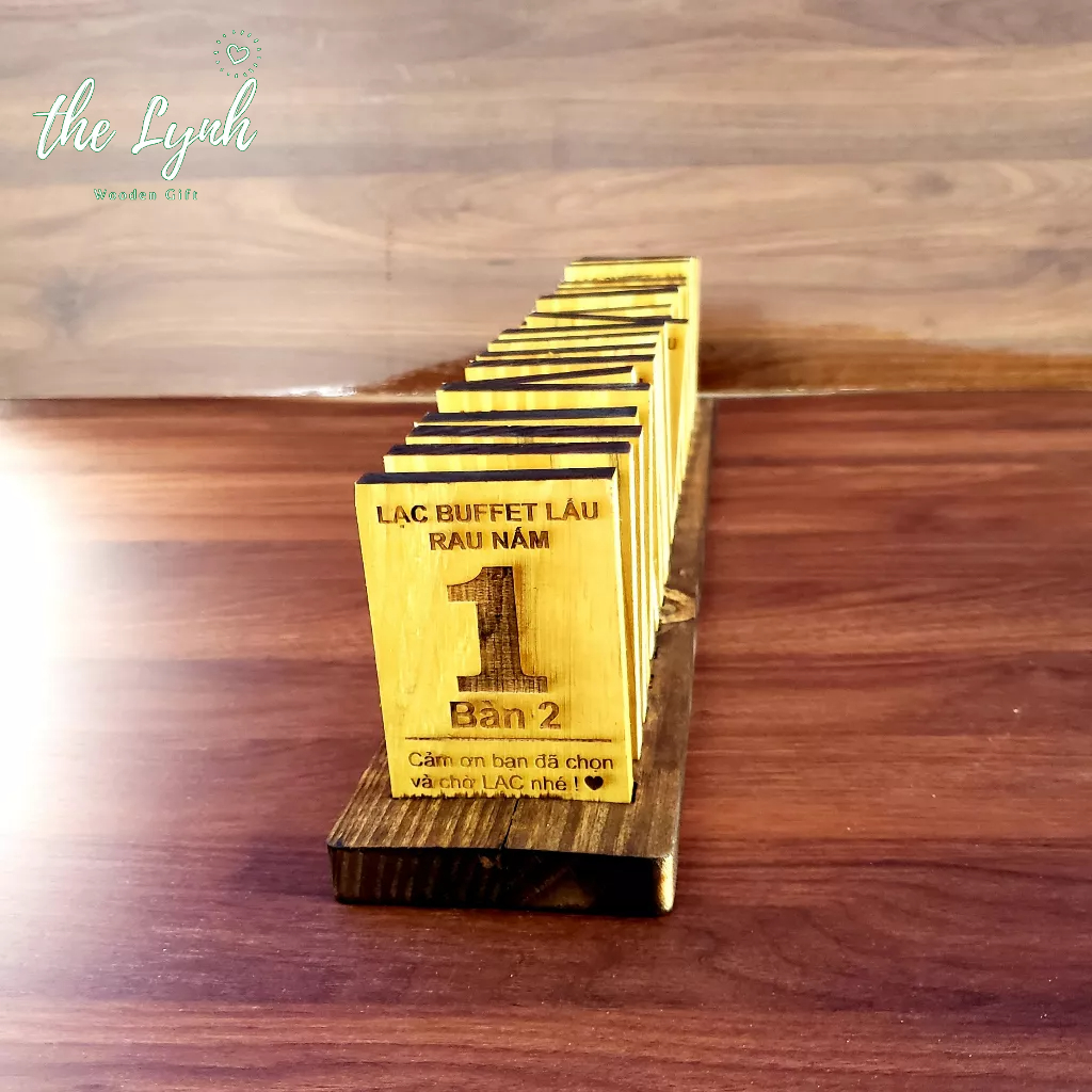 Thẻ bàn gỗ có khay quán cafe,nhà hàng (bộ 20 số kèm khay) - FREE LOGO