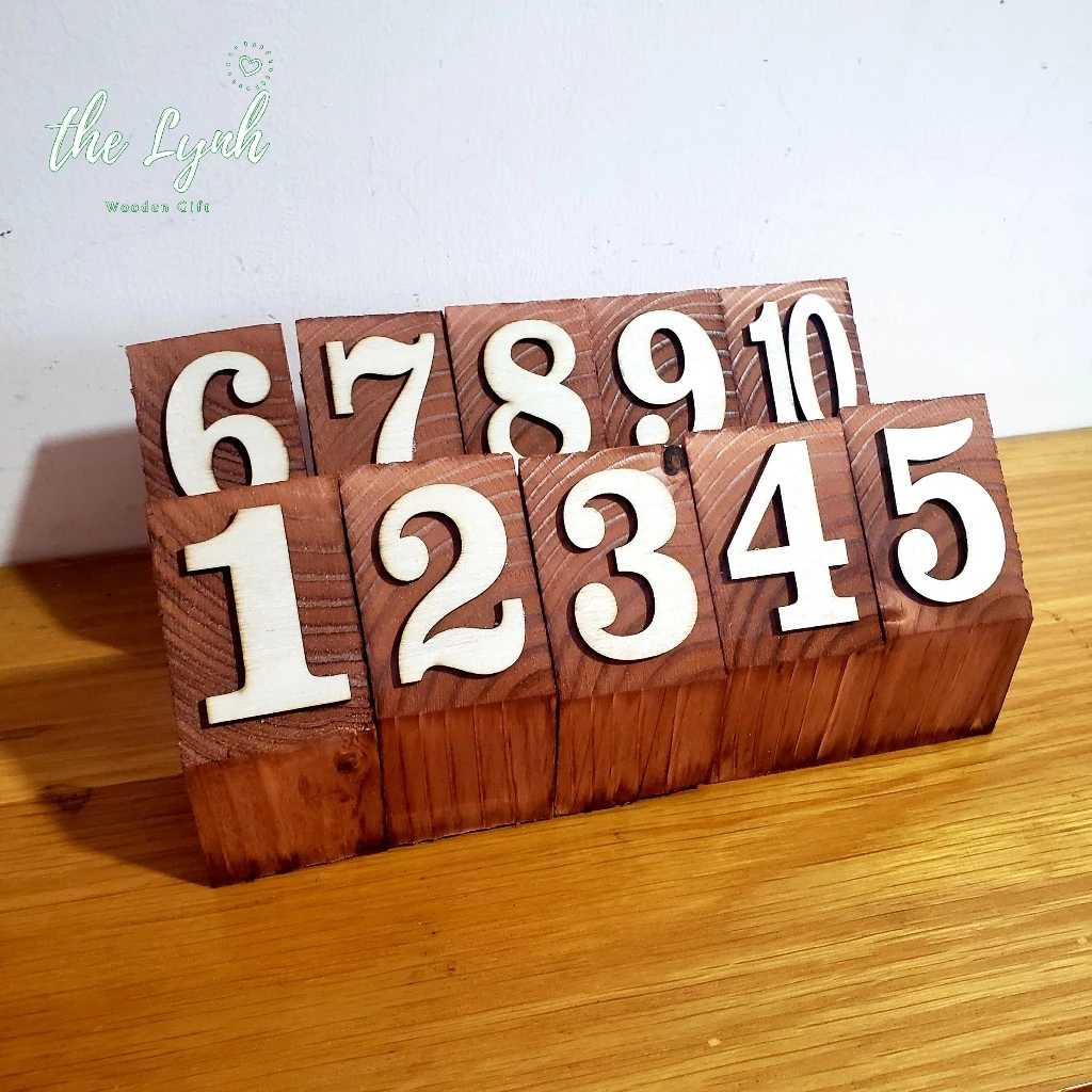 Thẻ bàn cà phê Trụ vuông gỗ độc lạ - Tặng khay khi mua 20 SỐ + khắc logo miễn phí