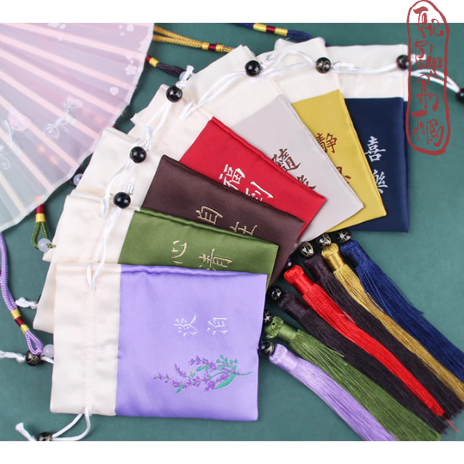 Túi gấm thêu hoa cao cấp - túi hầu bao - túi đựng trang sức cổ trang